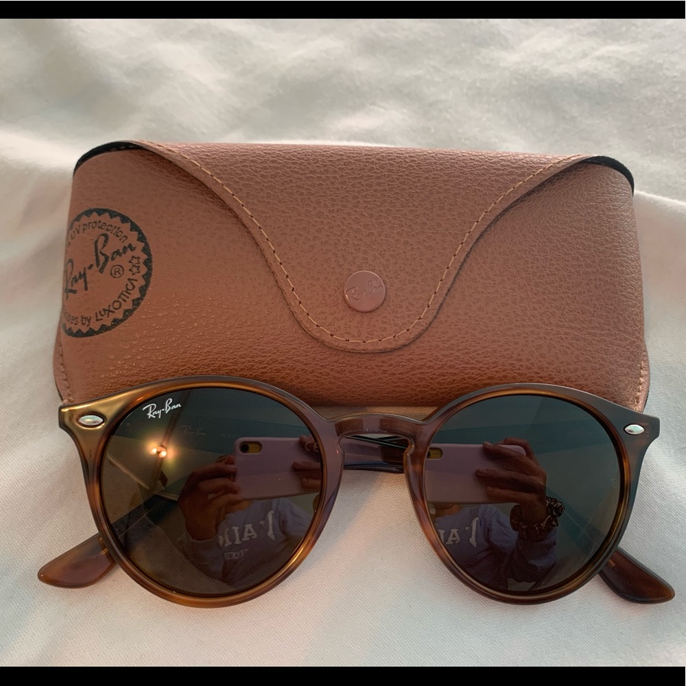 RB2180 Round Brown Ray-Bans